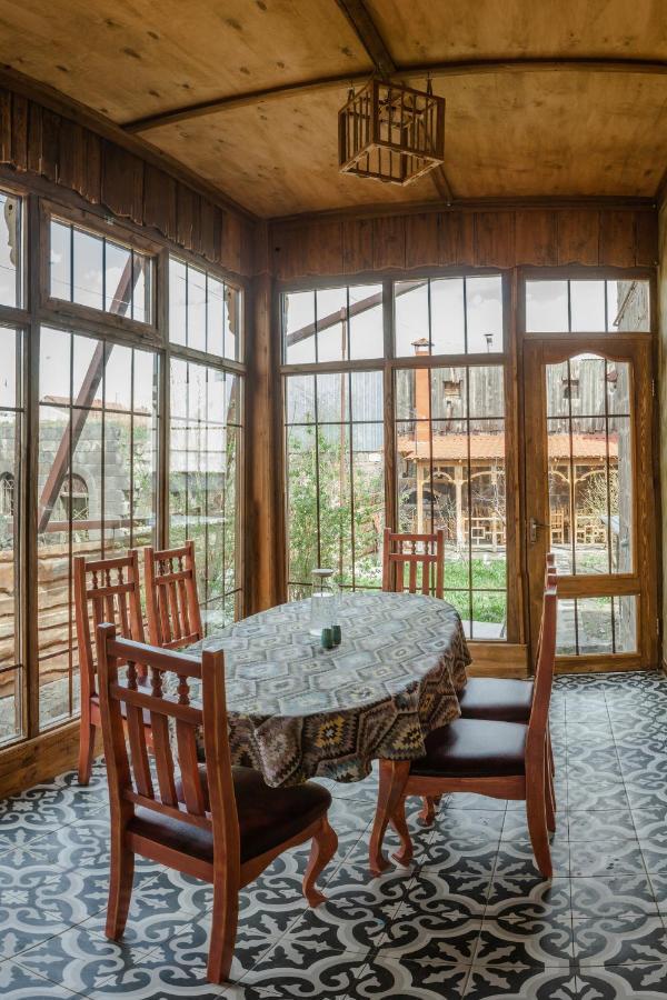 Armoon Hotel Giumri Zewnętrze zdjęcie
